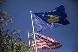 Gazi amerikan, ish kryeministri Hoti: Ta mbrojmë me protestë demokratike Gazi amerikan, ish kryeministri Hoti: Ta mbrojmë me protestë demokratike