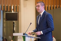 Mickoski: Synojmë një model të zhvillimit ekonomik që krijon siguri dhe mban të rinjtë në vend Mickoski: Synojmë një model të zhvillimit ekonomik që krijon siguri dhe mban të rinjtë në vend