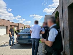 Dyshohet për keqpërdorim të pozitës zyrtare – Një muaj paraburgim për gjyqtarin Avdirrahman Gashi Dyshohet për keqpërdorim të pozitës zyrtare – Një muaj paraburgim për gjyqtarin Avdirrahman Gashi