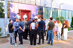 PDK sërish para Qeverisë, mesazh Kurtit: Mos e mbaj peng shtetin për kalkulimet e tua individuale dhe partiake PDK sërish para Qeverisë, mesazh Kurtit: Mos e mbaj peng shtetin për kalkulimet e tua individuale dhe partiake