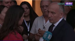 Muhaxheri flet për presionin ndaj delegatëve: Kur i thërret pesë herë në telefon, çfarë i thuhet asaj pune Muhaxheri flet për presionin ndaj delegatëve: Kur i thërret pesë herë në telefon, çfarë i thuhet asaj pune