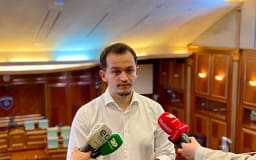 Cakolli: Avni Dehari shkeli Kushtetutën e cenoi rendin kushtetues, afati për seancë ishte sonte deri në 23:59 Cakolli: Avni Dehari shkeli Kushtetutën e cenoi rendin kushtetues, afati për seancë ishte sonte deri në 23:59