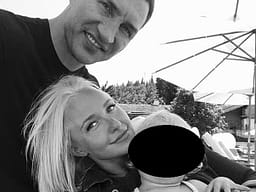 Mesazhi i Klitschkos thyen zemrat: Ai i tha lamtumirë ish-partneres së tij Hayden Panettiere Mesazhi i Klitschkos thyen zemrat: Ai i tha lamtumirë ish-partneres së tij Hayden Panettiere