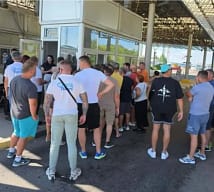 Shtetasit e huaj rreshtohen në Tabanoc për të paguar gjobat, Toshkovski: Askush nuk shpëton nga “Safe City” Shtetasit e huaj rreshtohen në Tabanoc për të paguar gjobat, Toshkovski: Askush nuk shpëton nga “Safe City”