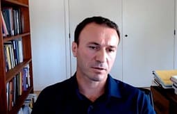 Ish-prokurori Elez Blakaj: Edhe më 2016 kryem gërmime në Zveçan për gjetjen e mbetjeve mortore të 23 intelektualëve të zhdukur Ish-prokurori Elez Blakaj: Edhe më 2016 kryem gërmime në Zveçan për gjetjen e mbetjeve mortore të 23 intelektualëve të zhdukur