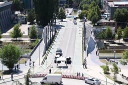 KFOR pa afat zyrtar për largim nga ura e Ibrit, BE ripërsërit kërkesën për koordinim Qeveri – komuna rreth hapjes së saj KFOR pa afat zyrtar për largim nga ura e Ibrit, BE ripërsërit kërkesën për koordinim Qeveri – komuna rreth hapjes së saj