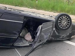 Aksident në rrugën Vushtrri–Polac, rrokulliset vetura Aksident në rrugën Vushtrri–Polac, rrokulliset vetura