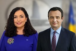 Vjosa Osmani tregon se çfarë raportesh ka sot me Albin Kurtin Vjosa Osmani tregon se çfarë raportesh ka sot me Albin Kurtin
