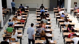 Afati i dytë i maturës shtetërore, maturantët presin rezultatet e provimit Afati i dytë i maturës shtetërore, maturantët presin rezultatet e provimit