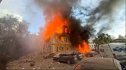 Ndërsa Rusia shënjestron civilët në Ukrainë, rritet presioni ndaj Trumpit për sanksione Ndërsa Rusia shënjestron civilët në Ukrainë, rritet presioni ndaj Trumpit për sanksione