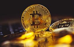 22-vjeçari nga Singapori pranon vjedhjen e 240 milionë dollarëve në Bitcoin – paratë i shpenzoi në makina luksoze dhe klube nate 22-vjeçari nga Singapori pranon vjedhjen e 240 milionë dollarëve në Bitcoin – paratë i shpenzoi në makina luksoze dhe klube nate