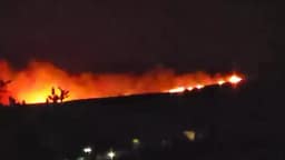 Situata me zjarret në Shqipëri, gjashtë vatra ende aktive Situata me zjarret në Shqipëri, gjashtë vatra ende aktive