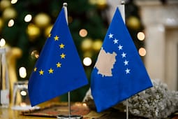 Kosova ka shfrytëzuar vetëm 7% të Planit të Rritjes, qindra milionë euro mbeten pezull Kosova ka shfrytëzuar vetëm 7% të Planit të Rritjes, qindra milionë euro mbeten pezull