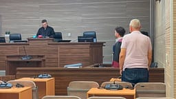 Dënohet me gjashtë muaj burgim i akuzuari për kanosje ndaj Kurtit Dënohet me gjashtë muaj burgim i akuzuari për kanosje ndaj Kurtit