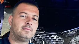 Kanosi me armë të shoqen në Palasë, lihet në burg Elvis Kosova Kanosi me armë të shoqen në Palasë, lihet në burg Elvis Kosova