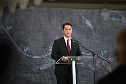 Sali: Autostrada Shkup–Bllacë, investim historik që afron qytetarët dhe lidh të ardhmen tonë evropiane Sali: Autostrada Shkup–Bllacë, investim historik që afron qytetarët dhe lidh të ardhmen tonë evropiane