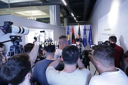 Gjini: Aleanca e gatshme të bëjë kuorumin për presidentin, por kërkojmë zotim me shkrim të kushteve tona Gjini: Aleanca e gatshme të bëjë kuorumin për presidentin, por kërkojmë zotim me shkrim të kushteve tona