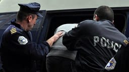 Urdhër kontrolli për falsifikim dokumentesh të veturave nga Koreja e Jugut, sekuestrohen pesë vetura Urdhër kontrolli për falsifikim dokumentesh të veturave nga Koreja e Jugut, sekuestrohen pesë vetura