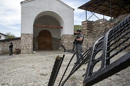 BE-ja dhe NATO-ja kërkojnë që përgjegjësit për sulmin në Banjskë të përballen me drejtësinë BE-ja dhe NATO-ja kërkojnë që përgjegjësit për sulmin në Banjskë të përballen me drejtësinë