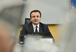 Kurti i bën thirrje Hamzës e Gjinit: Në cilëndo kohë që zgjedhin jam i gatshëm t’i takojë Kurti i bën thirrje Hamzës e Gjinit: Në cilëndo kohë që zgjedhin jam i gatshëm t’i takojë