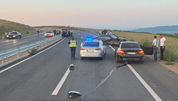 Aksidenti fatal në rrugën Mitrovicë-Prishtinë, aktakuzë ndaj shoferit që ishte i dehur dhe pa patentë Aksidenti fatal në rrugën Mitrovicë-Prishtinë, aktakuzë ndaj shoferit që ishte i dehur dhe pa patentë