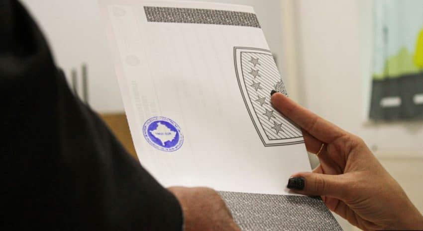 Gati 60 mijë aplikime për votim nga diaspora Gati 60 mijë aplikime për votim nga diaspora