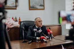 Ndërtimet pa leje në zonën e UNESCO-s do të rrënohen, Qyra: Mos ndërtoni në bregun e Liqenit të Ohrit Ndërtimet pa leje në zonën e UNESCO-s do të rrënohen, Qyra: Mos ndërtoni në bregun e Liqenit të Ohrit