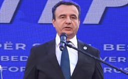 Kurti në 27-vjetorin e Policisë thotë se Kosova është më e sigurt se asnjëherë më parë Kurti në 27-vjetorin e Policisë thotë se Kosova është më e sigurt se asnjëherë më parë