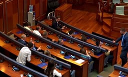 PDK e Aleanca sërish në Kuvend, akuzojnë Kurtin PDK e Aleanca sërish në Kuvend, akuzojnë Kurtin