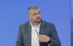 Hoti: Besoj se Kurti do t’i kërkojë Abdixhikut që ta propozojnë një emër për President Hoti: Besoj se Kurti do t’i kërkojë Abdixhikut që ta propozojnë një emër për President