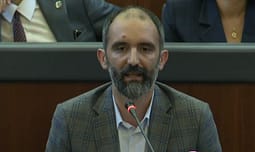 Gati sa nuk u rrahën mes vete, Abrashi i VV “shpërndan” poste: Çitaku mund të bëhet kryetare e Kuvendit Gati sa nuk u rrahën mes vete, Abrashi i VV “shpërndan” poste: Çitaku mund të bëhet kryetare e Kuvendit