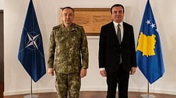 KFOR: Për shkak të rrethanave të paparashikuara nuk mbahet takimi Kurti-Ulutash KFOR: Për shkak të rrethanave të paparashikuara nuk mbahet takimi Kurti-Ulutash