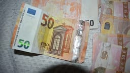 Dyshohen për falsifikim mbi 500 euro në Prishtinë, paratë sekuestrohen për ekzaminim Dyshohen për falsifikim mbi 500 euro në Prishtinë, paratë sekuestrohen për ekzaminim