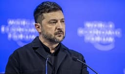 Zelensky kundër zgjedhjeve gjatë luftës: Do ishte një “cunam” që do përçante vendin Zelensky kundër zgjedhjeve gjatë luftës: Do ishte një “cunam” që do përçante vendin
