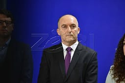 Analistët për Sejdiun: Marrëveshje e mirë, por votat mbeten sfidë Analistët për Sejdiun: Marrëveshje e mirë, por votat mbeten sfidë