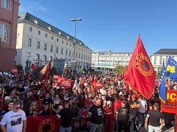 Karlsruhe e Gjermanisë njëzëri: Jo në emrin tim! Karlsruhe e Gjermanisë njëzëri: Jo në emrin tim!
