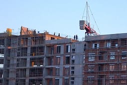 Vdes 29-vjeçari pas lëndimeve në një kantier ndërtimi në Zubin Potok Vdes 29-vjeçari pas lëndimeve në një kantier ndërtimi në Zubin Potok