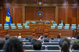 Pas konstituimit të Kuvendit, raportohet se sot mbahet seanca për Qeverinë Pas konstituimit të Kuvendit, raportohet se sot mbahet seanca për Qeverinë