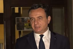 Kurti pas takimit me Abdixhikun: Jemi në një fazë të re, po negociojmë për emra konkretë Kurti pas takimit me Abdixhikun: Jemi në një fazë të re, po negociojmë për emra konkretë