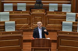 “Pa hapin e parë s’ka të dytë”, Tahiri kritikon moskonstituimin e Kuvendit “Pa hapin e parë s’ka të dytë”, Tahiri kritikon moskonstituimin e Kuvendit