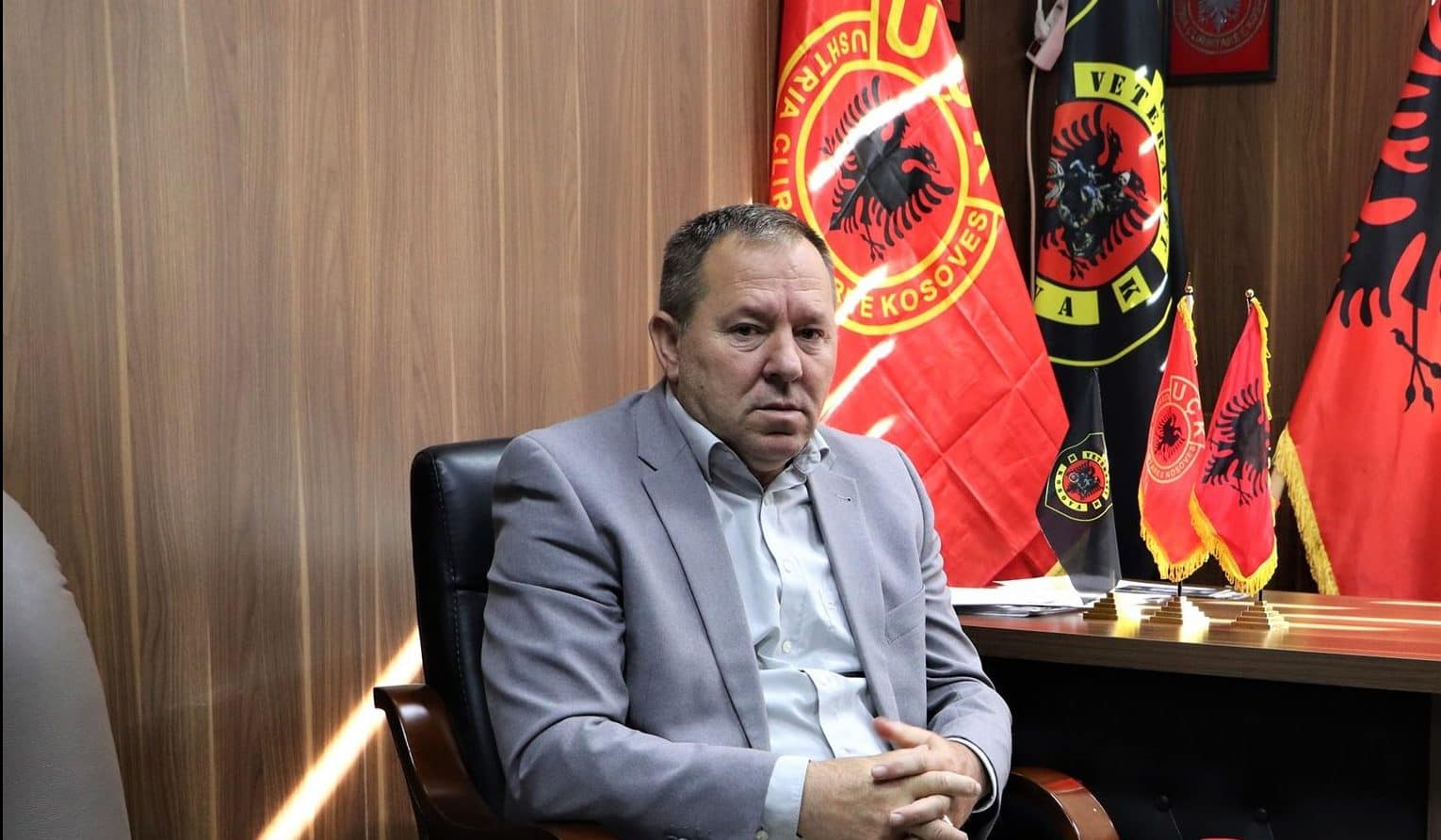 Gucati: Për herë të parë në Speciale u dorëzuan dokumente me logon e OVL-UÇK-së Gucati: Për herë të parë në Speciale u dorëzuan dokumente me logon e OVL-UÇK-së