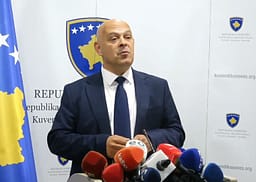 Gjini thotë se VV po i do zgjedhjet me 27 dhjetor: S’kanë problem as me Çitakun, as me Shalën as me “popullin serb” Gjini thotë se VV po i do zgjedhjet me 27 dhjetor: S’kanë problem as me Çitakun, as me Shalën as me “popullin serb”