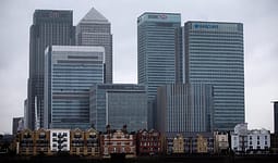 Bankat më të mëdha britanike kryejnë transaksionet e para ndërbankare me depozita të tokenizuara Bankat më të mëdha britanike kryejnë transaksionet e para ndërbankare me depozita të tokenizuara