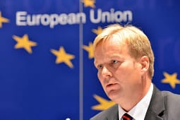 Sorensen flet për koordinim të ngushtë BE-SHBA për normalizimin e raporteve Kosovë -Serbi- ka një thirrje për palët Sorensen flet për koordinim të ngushtë BE-SHBA për normalizimin e raporteve Kosovë -Serbi- ka një thirrje për palët
