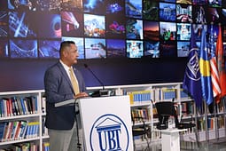 UBT organizon forumin ndërkombëtar për 250-vjetorin e SHBA-së, nderohen personalitete amerikane UBT organizon forumin ndërkombëtar për 250-vjetorin e SHBA-së, nderohen personalitete amerikane