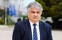Kosova shpall ‘non grata’ shefin e Telekomit të Serbisë Kosova shpall ‘non grata’ shefin e Telekomit të Serbisë