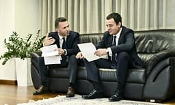 Zulfaj paralajmëron konstituimin e Kuvendit dhe zgjedhjen e qeverisë – aludon që PDK s’do të jetë në Kuvend për Presidentin Zulfaj paralajmëron konstituimin e Kuvendit dhe zgjedhjen e qeverisë – aludon që PDK s’do të jetë në Kuvend për Presidentin