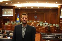 Kërçeli i kundërpërgjigjet Hotit: Mbrojeni LDK-në sepse po ju ndërrohet qiramarrësi, për aleancën me SHBA-të ka kush kujdeset Kërçeli i kundërpërgjigjet Hotit: Mbrojeni LDK-në sepse po ju ndërrohet qiramarrësi, për aleancën me SHBA-të ka kush kujdeset