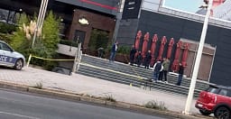 Të shtëna me armë zjarri në Veternik, tre persona të plagosur nga arma, një tjetër nga thika Të shtëna me armë zjarri në Veternik, tre persona të plagosur nga arma, një tjetër nga thika