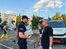 Stuhia në Shkup, Komuna Qendër do të ndajë deri në 100 mijë denarë ndihmë financiare për familjet e dëmtuara Stuhia në Shkup, Komuna Qendër do të ndajë deri në 100 mijë denarë ndihmë financiare për familjet e dëmtuara